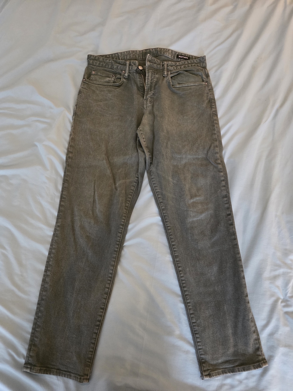 Bonobos Men's Straight Jeans in Faded Gray